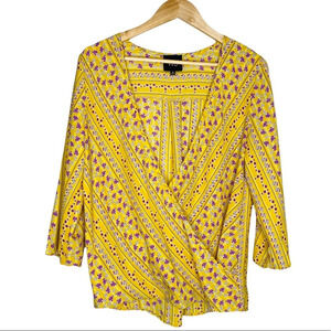 W5 Gold Yellow Floral Boho Surplice Blouse Women’s Size Medium